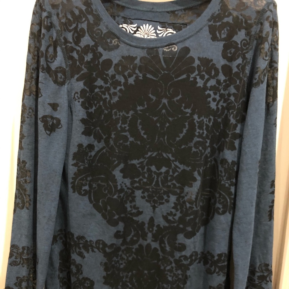 Buffalo long sleeve top